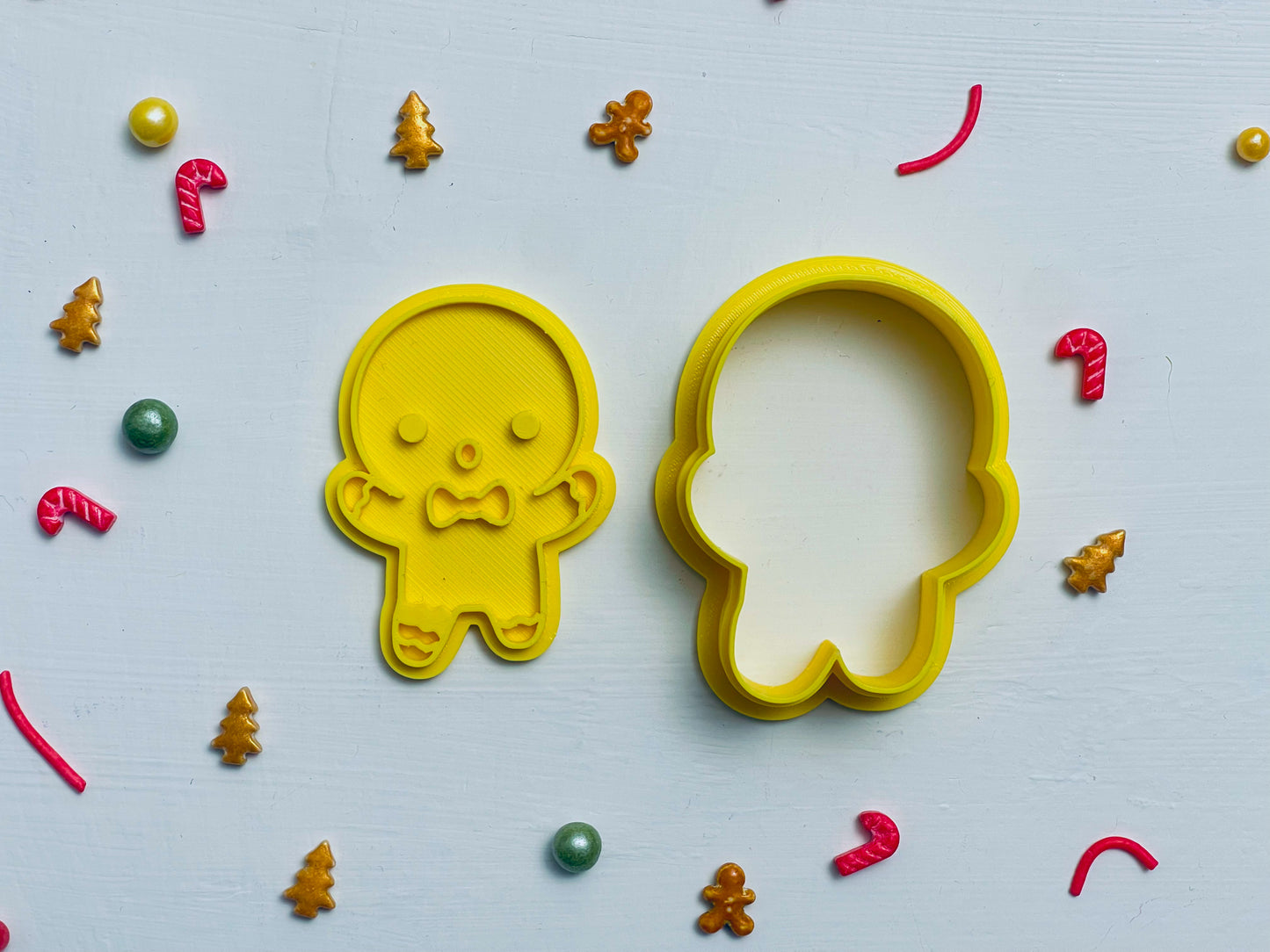 SMALL Gingerbread Boy Broken Leg -  Christmas Cookie Cutter