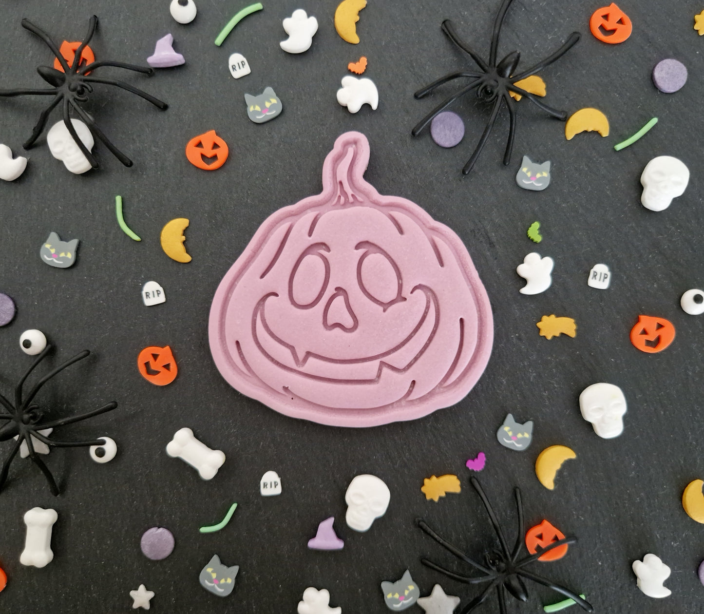 Scary Halloween Pumpkin E Cookie Cutter