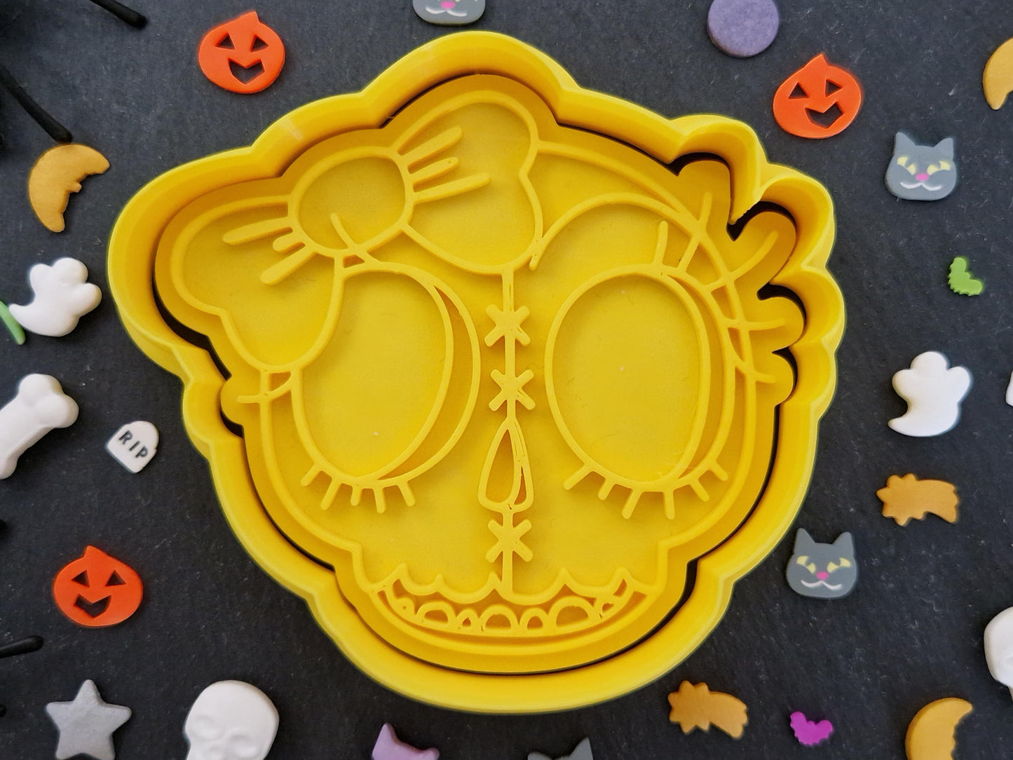 Halloween Lady Skull Cookie Cutter