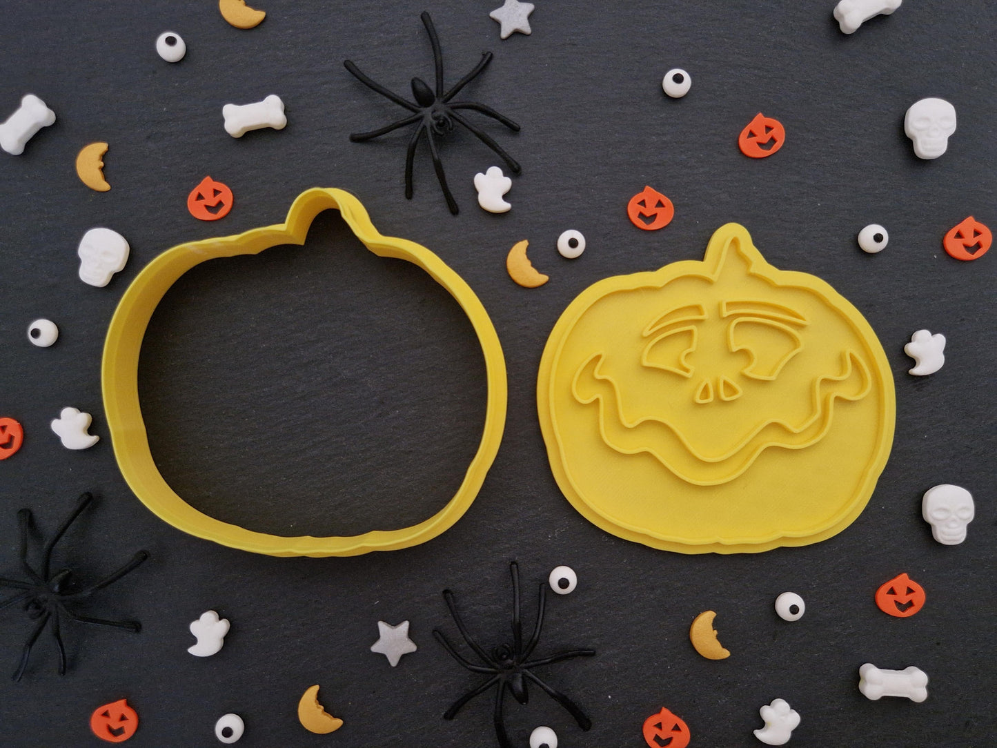 Scary Halloween Pumpkin H Cookie Cutter