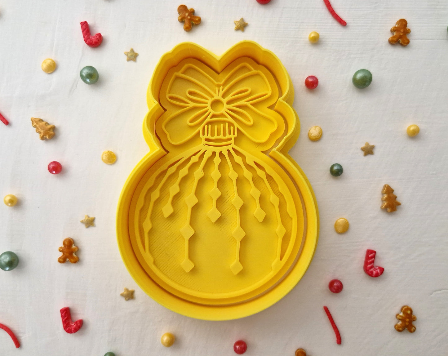 Christmas Bauble A - Cookie Cutter