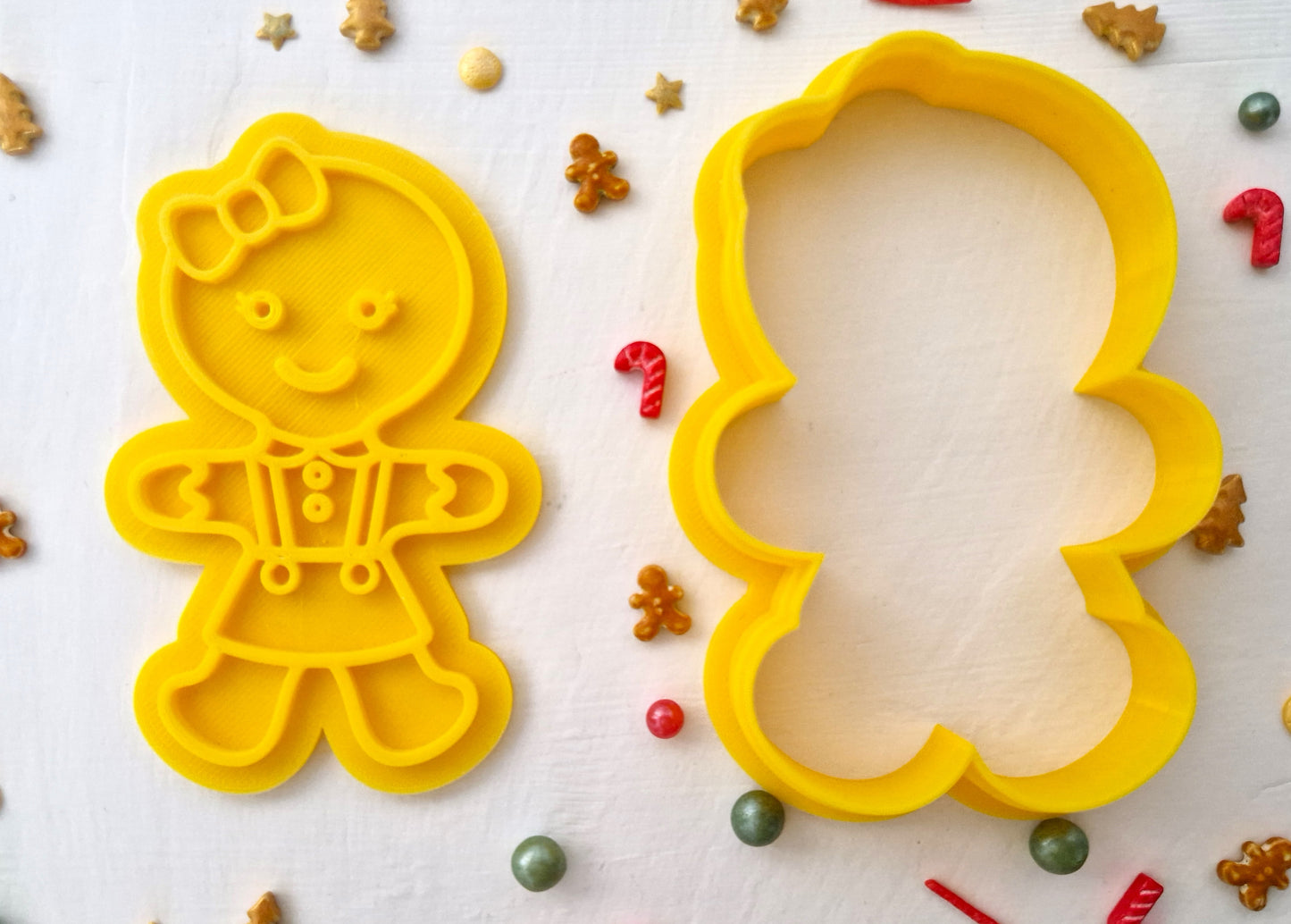 Cute Gingerbread Girl - Christmas Cookie Cutter