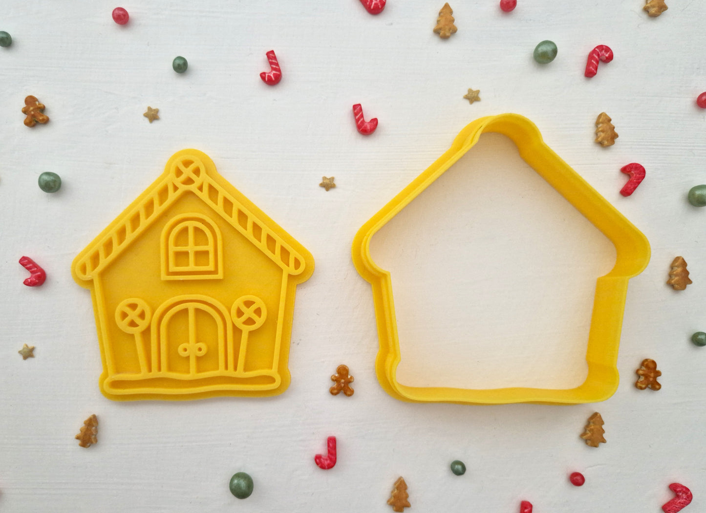 Merry Christmas House 1 - Cookie Cutter