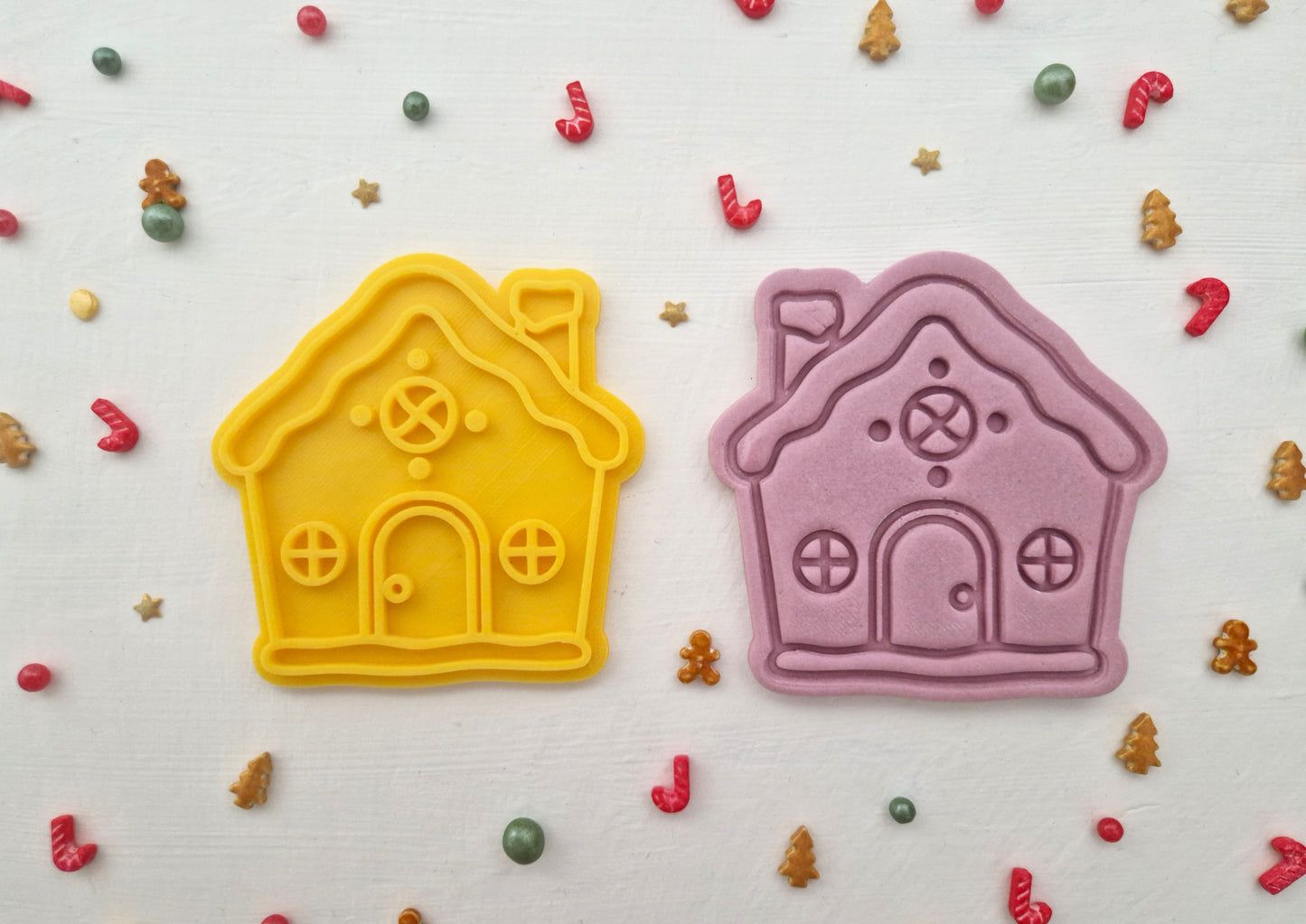 Merry Christmas House 3 - Cookie Cutter