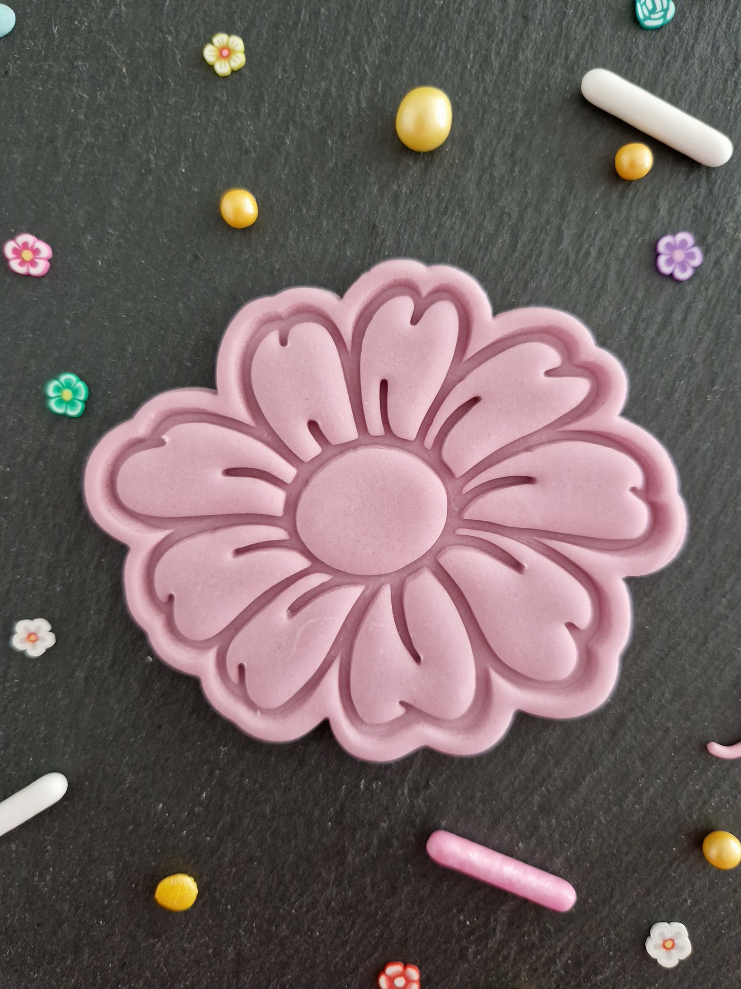 Daisy Flower Cookie Cutter 1